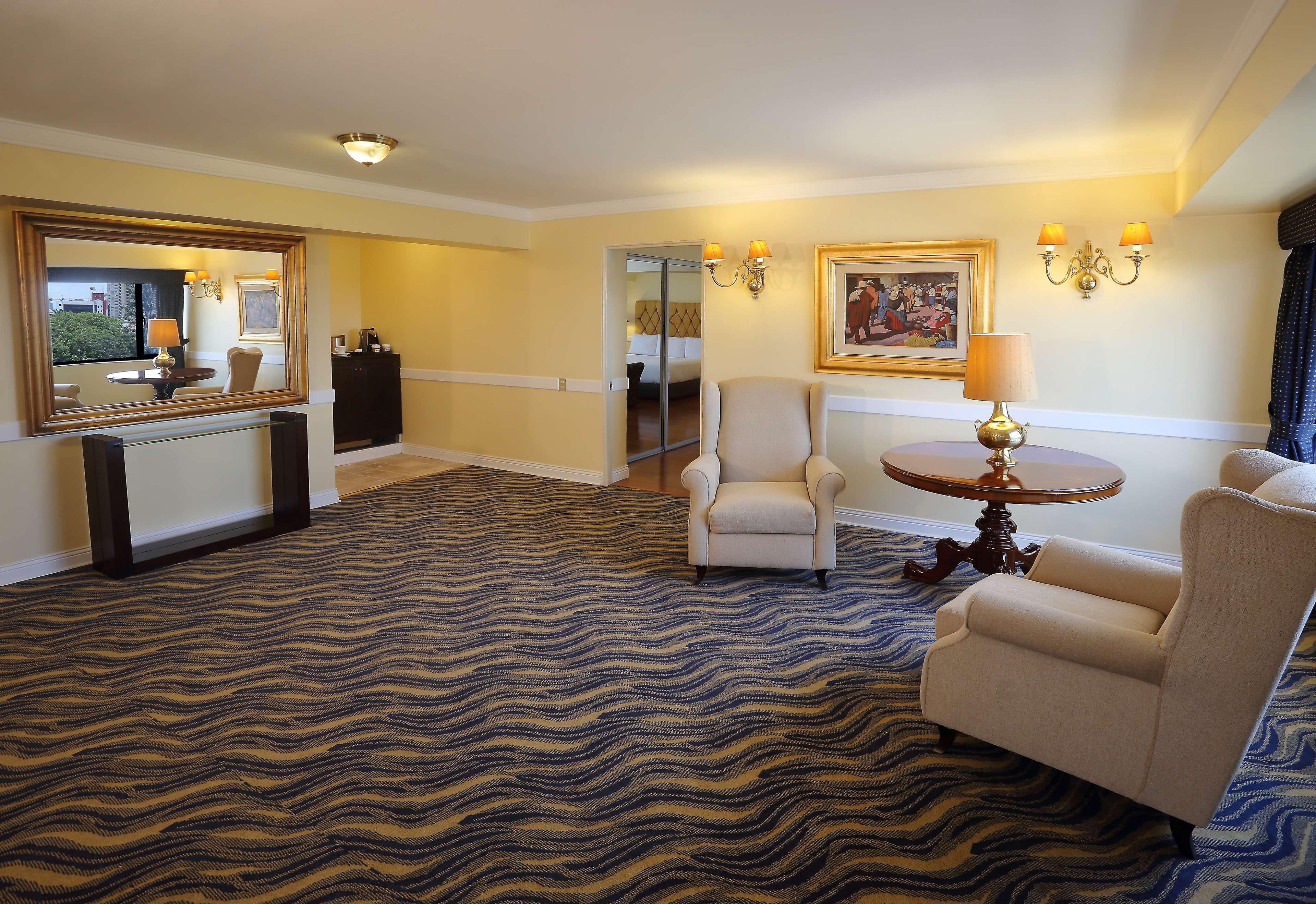 Radisson Hotel Plaza Del Bosque 利马 外观 照片
