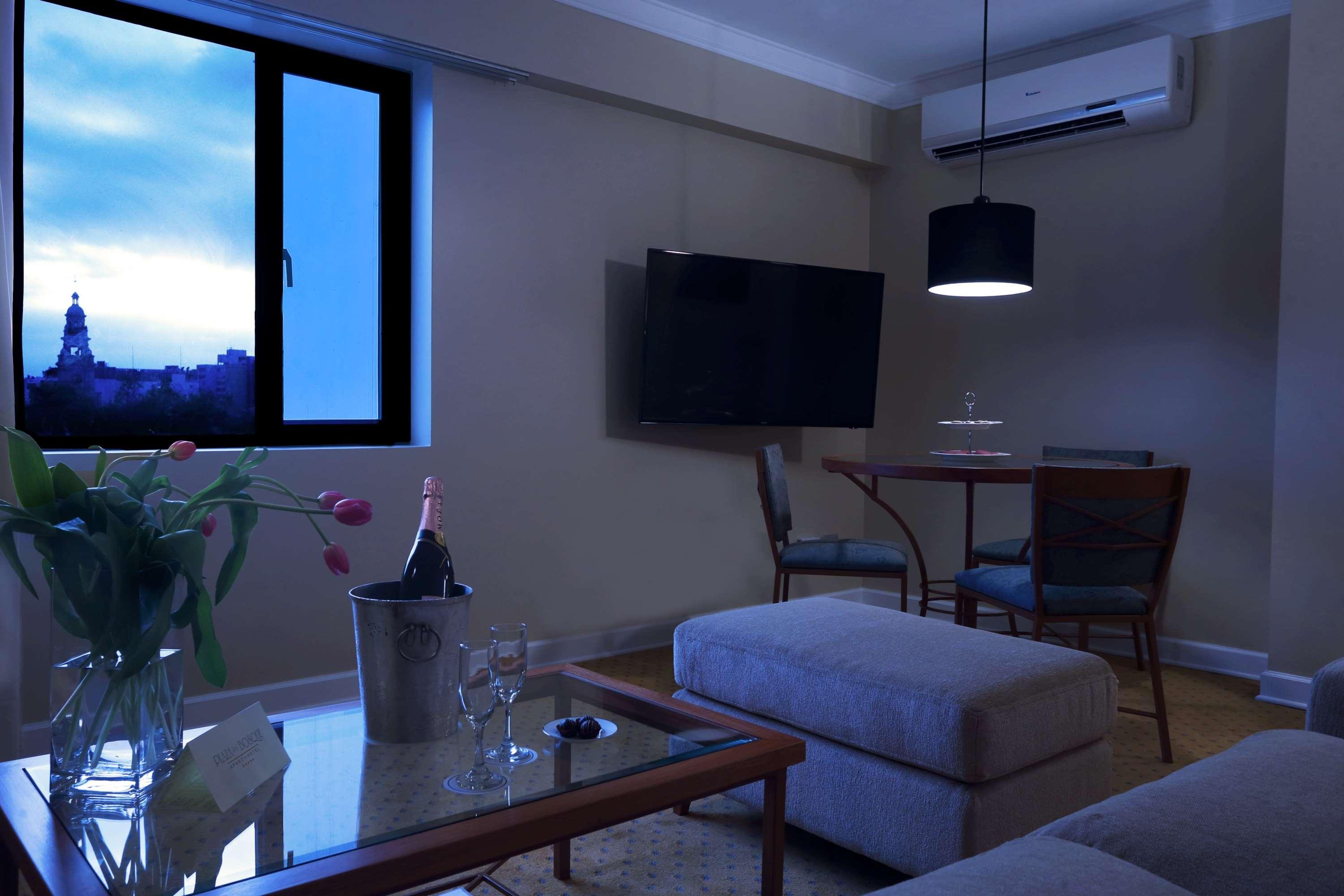 Radisson Hotel Plaza Del Bosque 利马 外观 照片