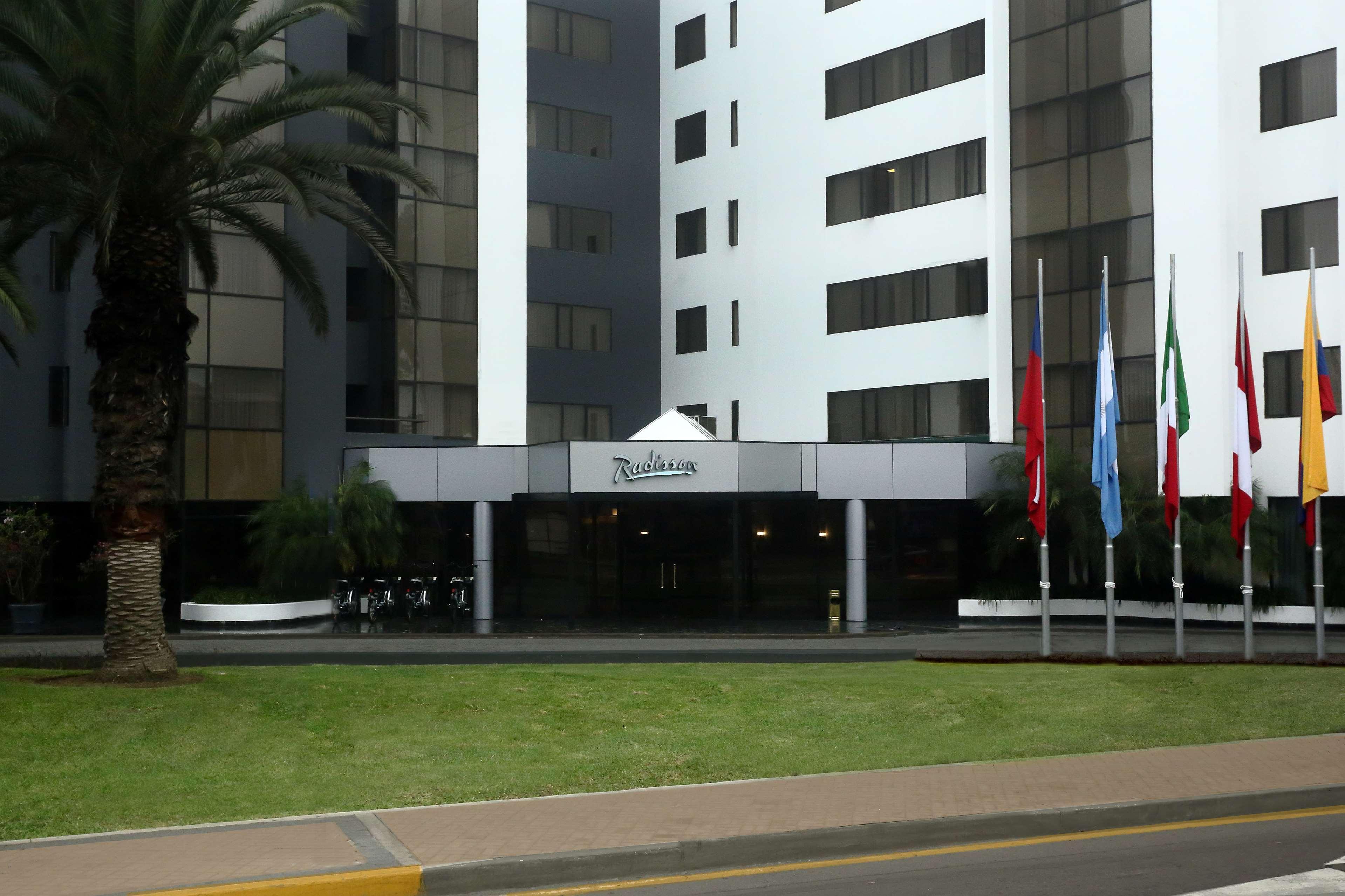 Radisson Hotel Plaza Del Bosque 利马 外观 照片