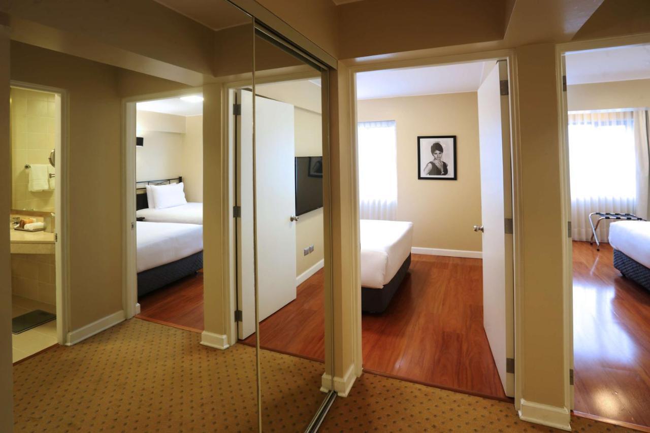 Radisson Hotel Plaza Del Bosque 利马 外观 照片